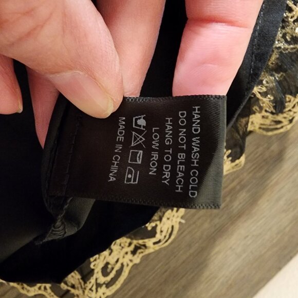 Pomander Place Black Lillith Dress NWT Gold Med - Picture 10 of 10